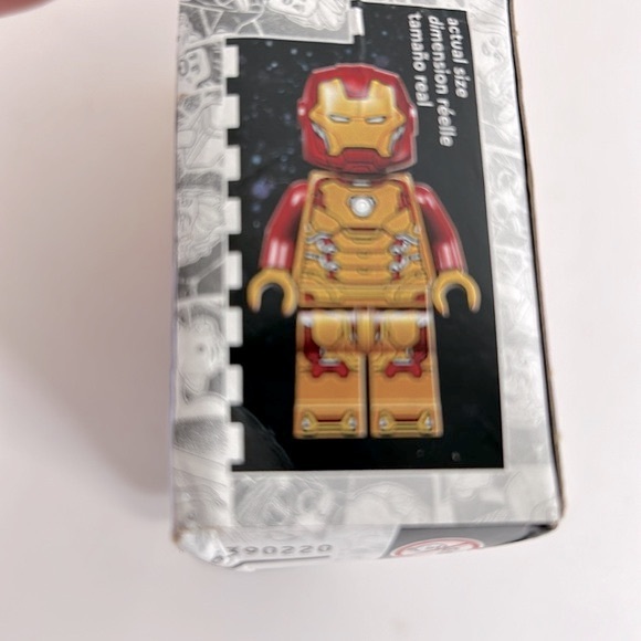 Lego Marvel Avengers 76203 Iron Man Mech Armor NWOT Factory Sealed Ages 7+ Toy - Picture 8 of 13